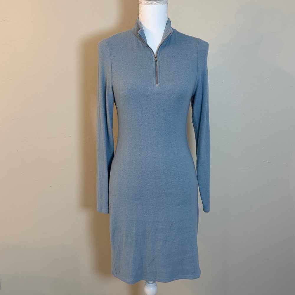 Le Lis Collection Women's Medium Long Sleeve Light Blue Dress